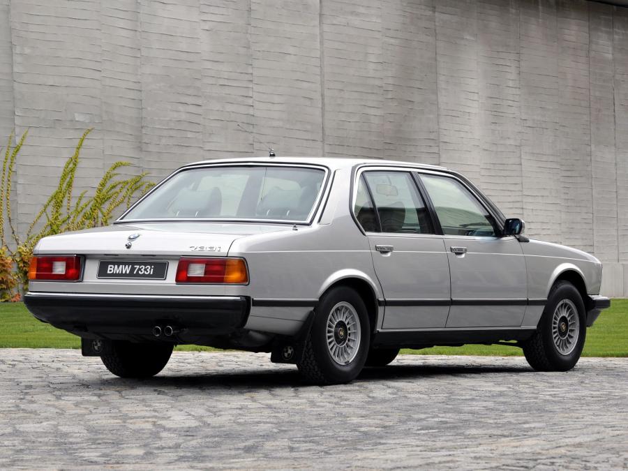 BMW 733i Security 1977 года  (фото 4 из 4)